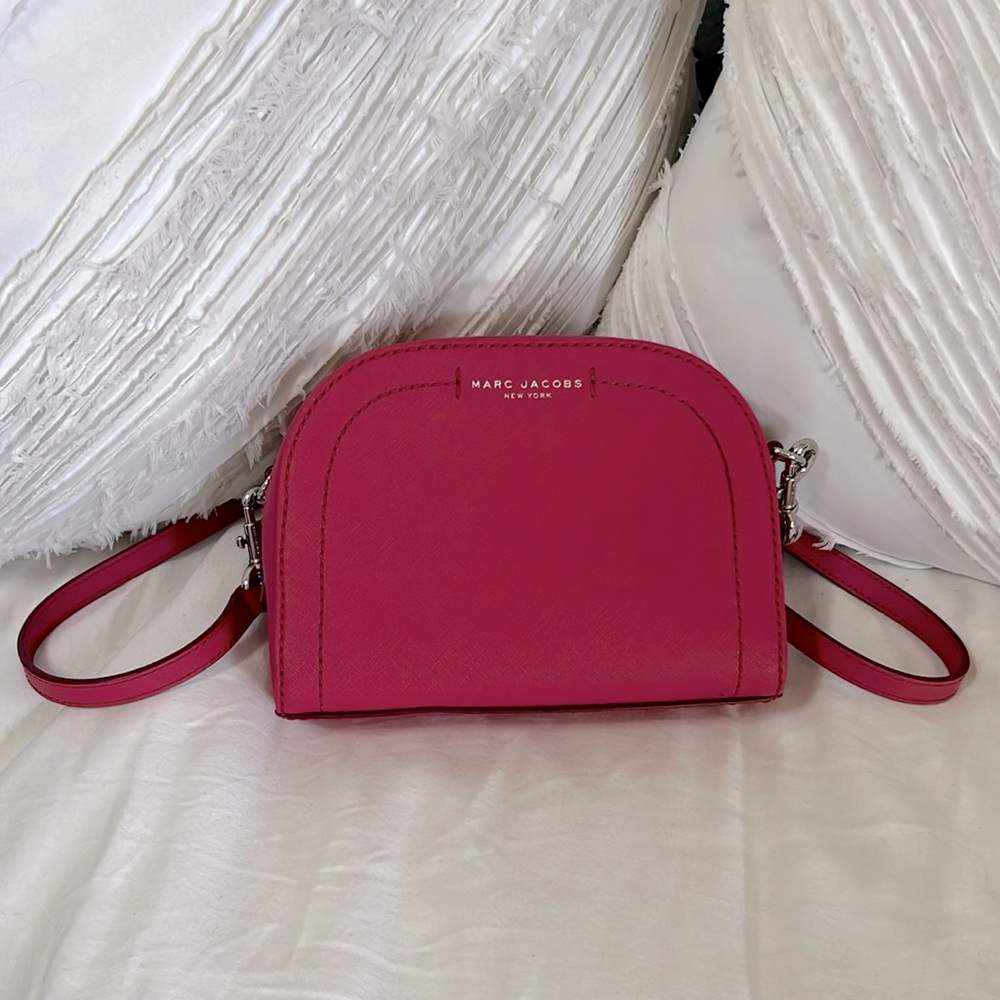 Like new Marc Jacobs crossbody
